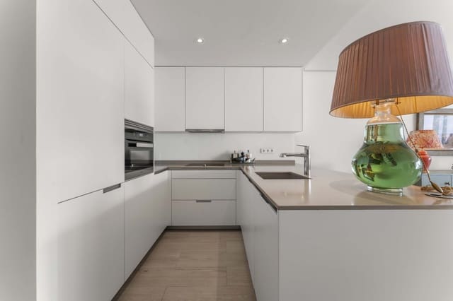 3 bedroom Apartment for sale in Marbella with pool garage - € 3,750,000 (Ref: 8840836)