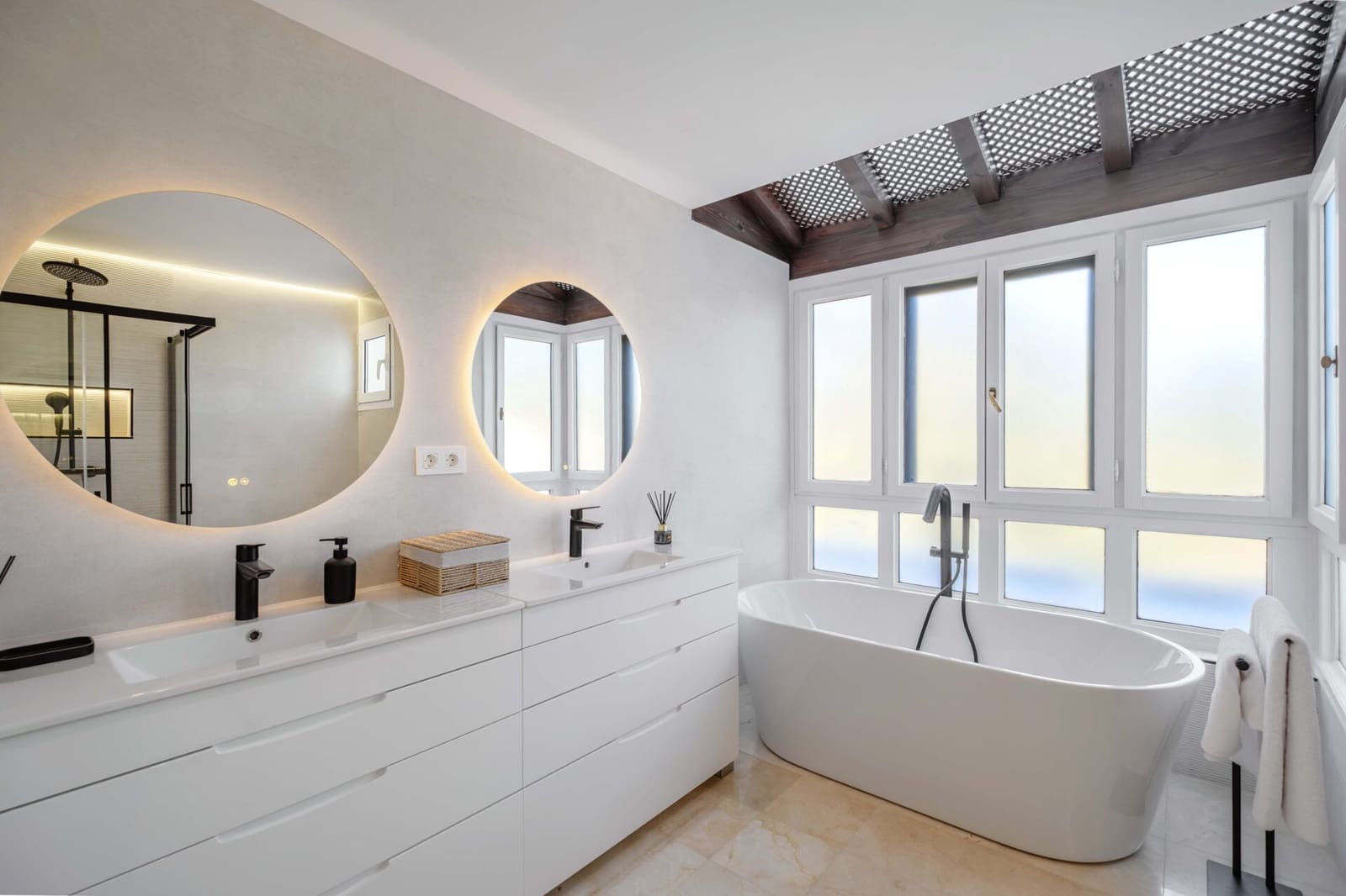 3 slaapkamer Penthouse te koop in Puerto Banus met zwembad garage - € 2.950.000 (Ref: 8869393)