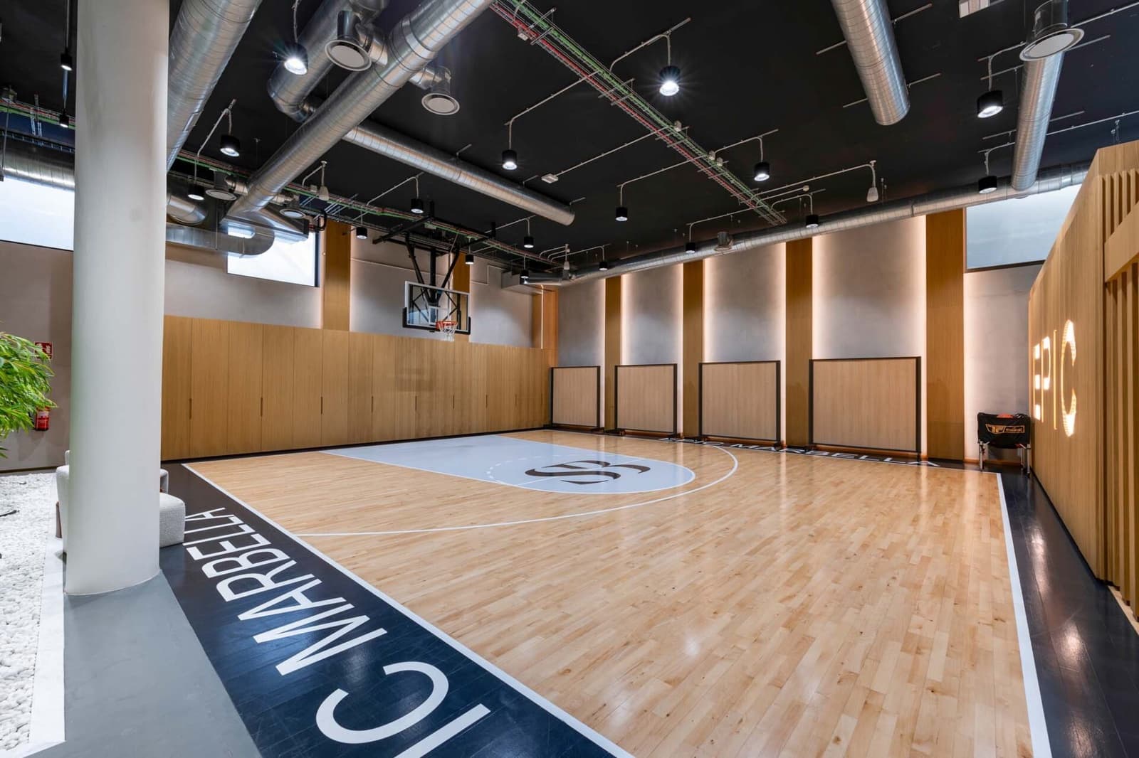 4 Zimmer Apartment zu verkaufen in Golden Mile mit Pool - 4.500.000 € (Ref: 8879503)