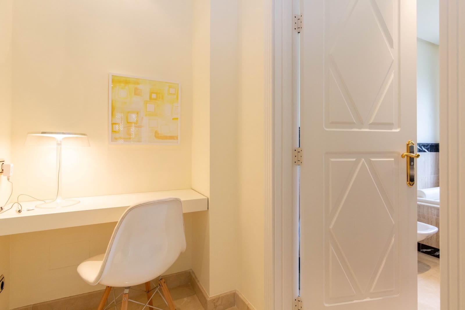 3 bedroom Apartment for sale in Nueva Andalucia with pool - € 1,450,000 (Ref: 8879504)