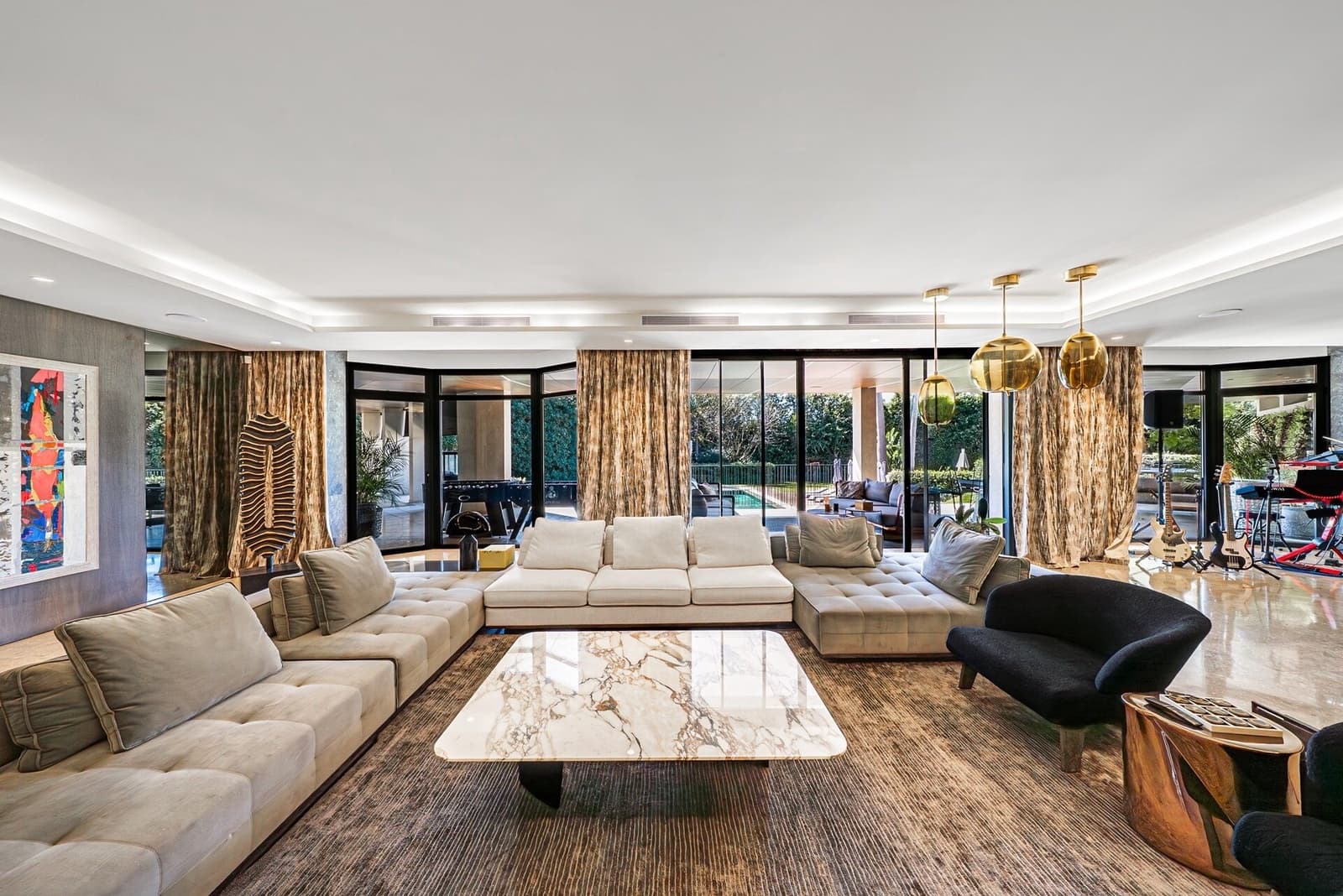 10 soverom Villa til salgs i Guadalmina med svømmebasseng garasje - € 12 900 000 (Ref: 8881402)