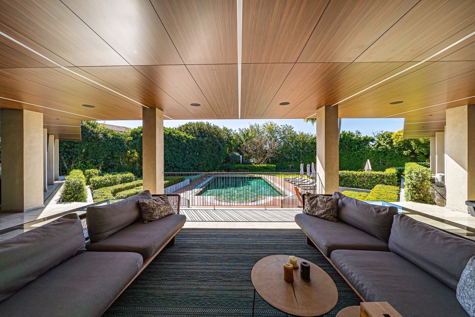 10 soverom Villa til salgs i Guadalmina med svømmebasseng garasje - € 12 900 000 (Ref: 8881402)