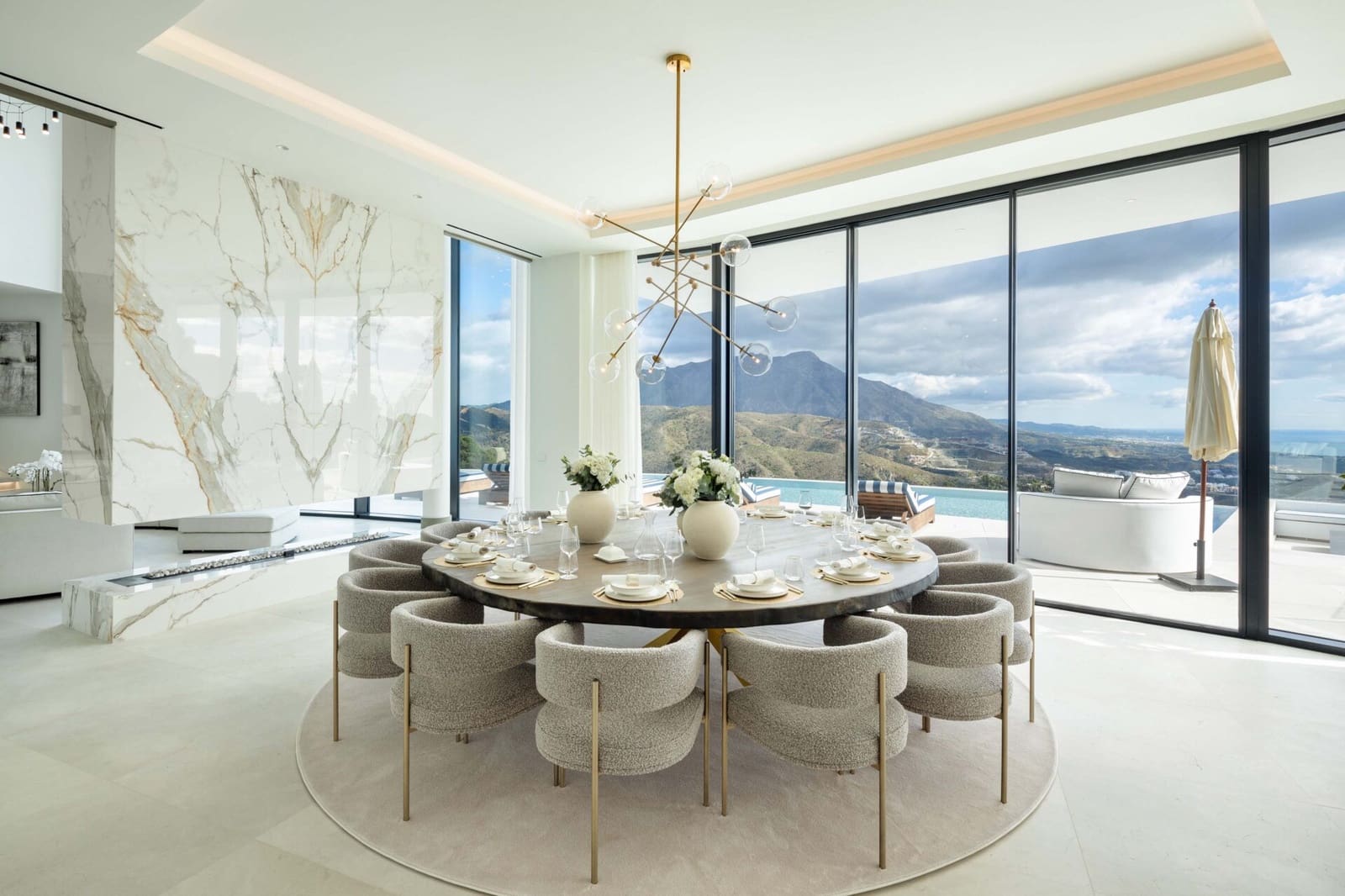 9 soverom Villa til salgs i La Zagaleta med svømmebasseng garasje - € 27 000 000 (Ref: 8884054)