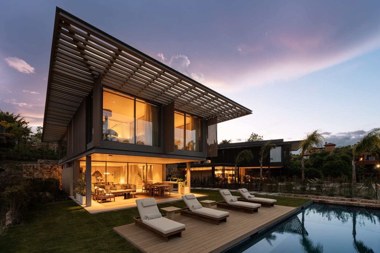 4 sovrum Villa till salu i Nueva Andalucia med pool garage - 4 800 000 € (Ref: 8884056)