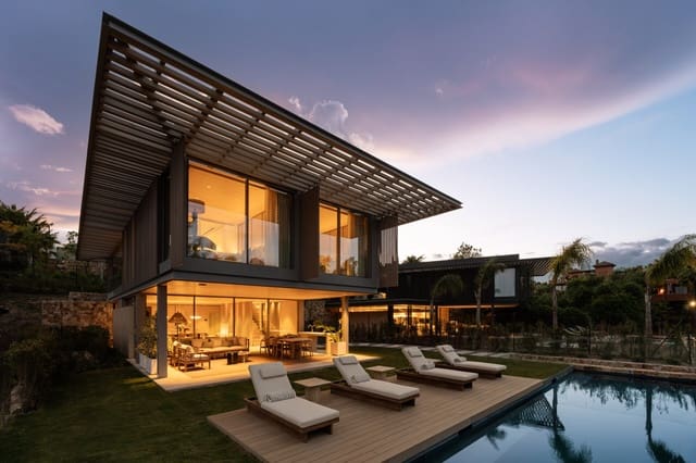 4 sovrum Villa till salu i Nueva Andalucia, Marbella med pool garage - 4 800 000 € (Ref: 8884056)