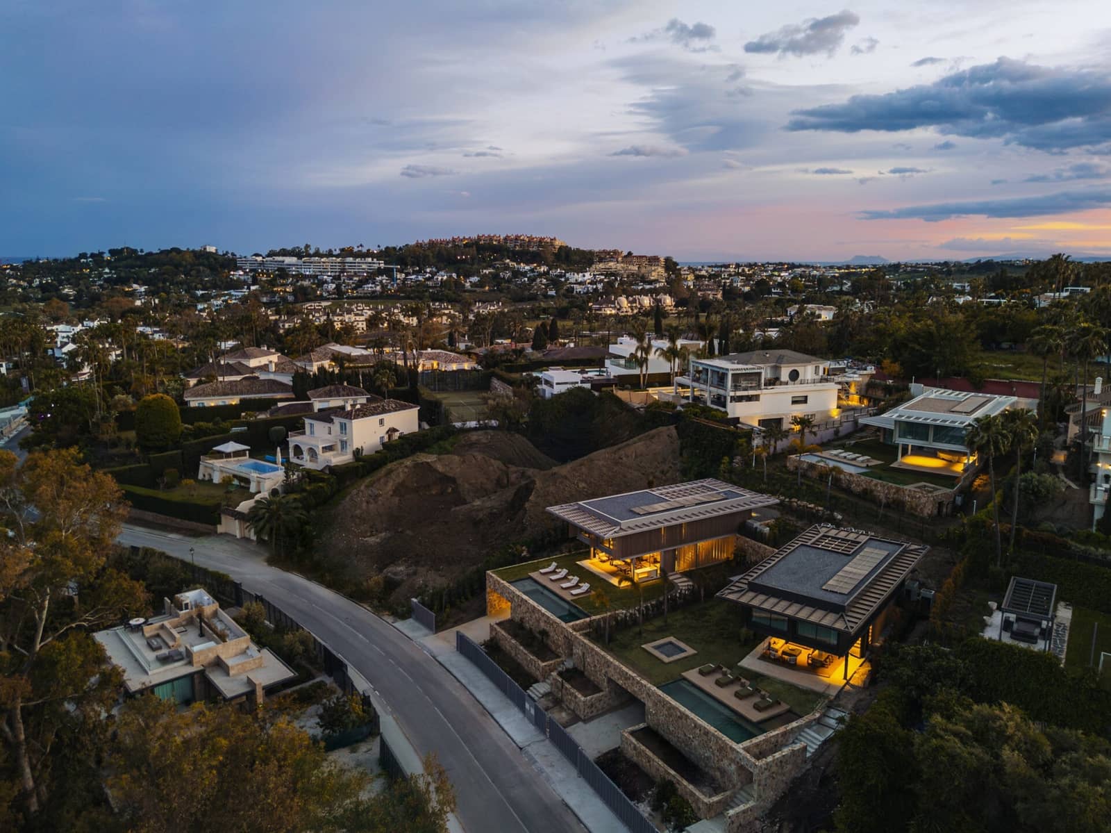 4 sovrum Villa till salu i Nueva Andalucia med pool garage - 4 800 000 € (Ref: 8884056)