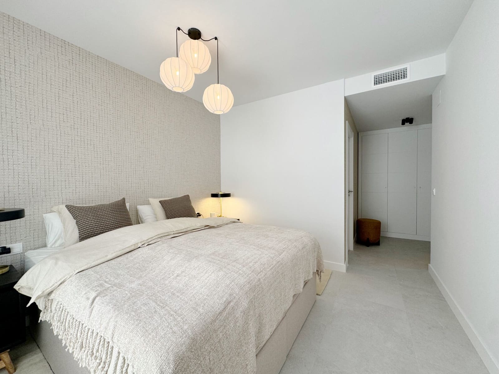 3 makuuhuone Huoneisto myytävänä paikassa Estepona mukana uima-altaan 
autotalli - 695 000 € (Ref: 8894569)