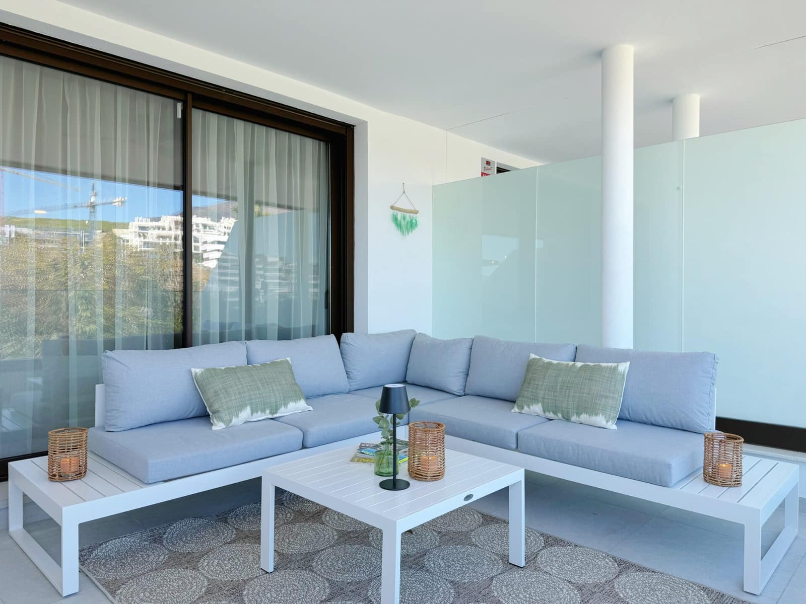 3 makuuhuone Huoneisto myytävänä paikassa Estepona mukana uima-altaan 
autotalli - 695 000 € (Ref: 8894569)