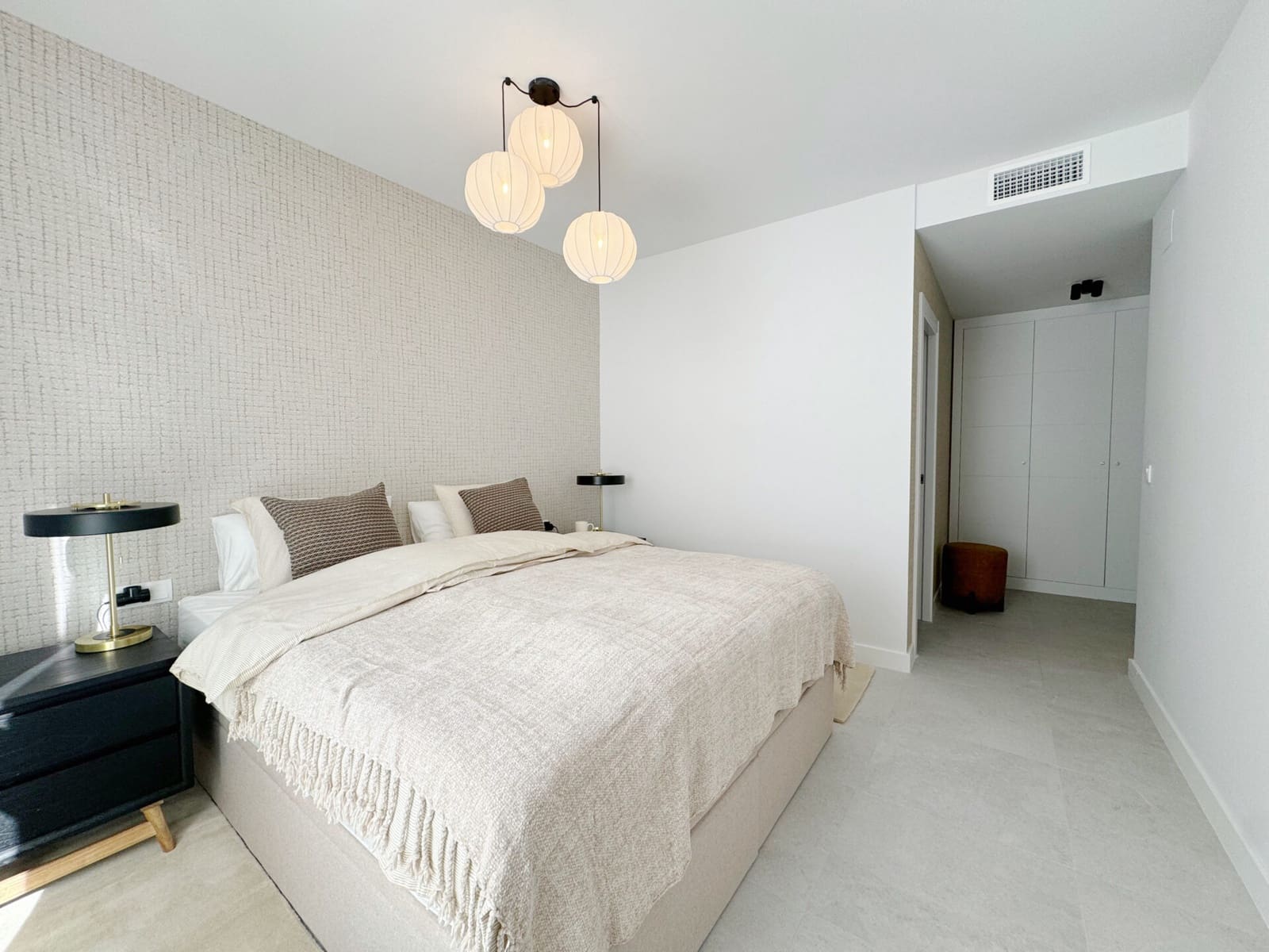 3 makuuhuone Huoneisto myytävänä paikassa Estepona mukana uima-altaan 
autotalli - 695 000 € (Ref: 8894569)