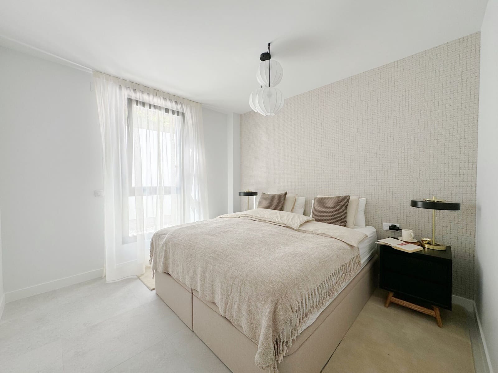 3 makuuhuone Huoneisto myytävänä paikassa Estepona mukana uima-altaan 
autotalli - 695 000 € (Ref: 8894569)