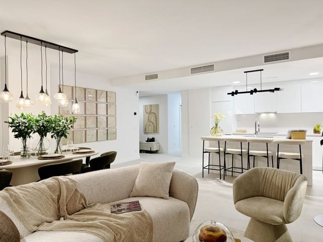 3 makuuhuone Huoneisto myytävänä paikassa Estepona mukana uima-altaan 
autotalli - 695 000 € (Ref: 8894569)