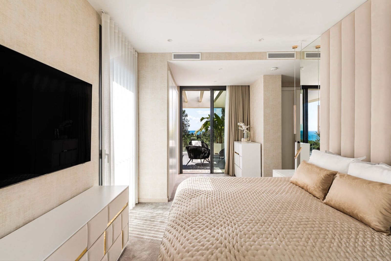 4 sypialnia Willa na sprzedaż w Golden Mile z garażem - 3 650 000 € (Ref: 8894570)