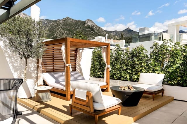 4 sypialnia Willa na sprzedaż w Sierra Blanca, Marbella z garażem - 3 650 000 € (Ref: 8894570)