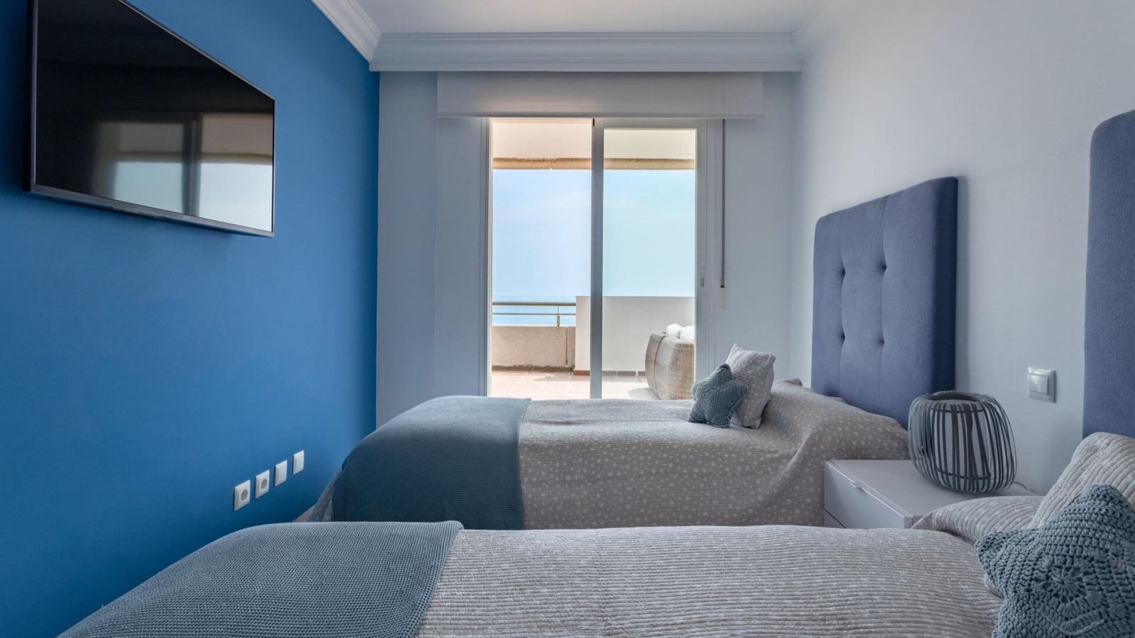 3 soveværelse Penthouse til salg i Puerto Banus med swimmingpool - € 2.300.000 (Ref: 8907274)