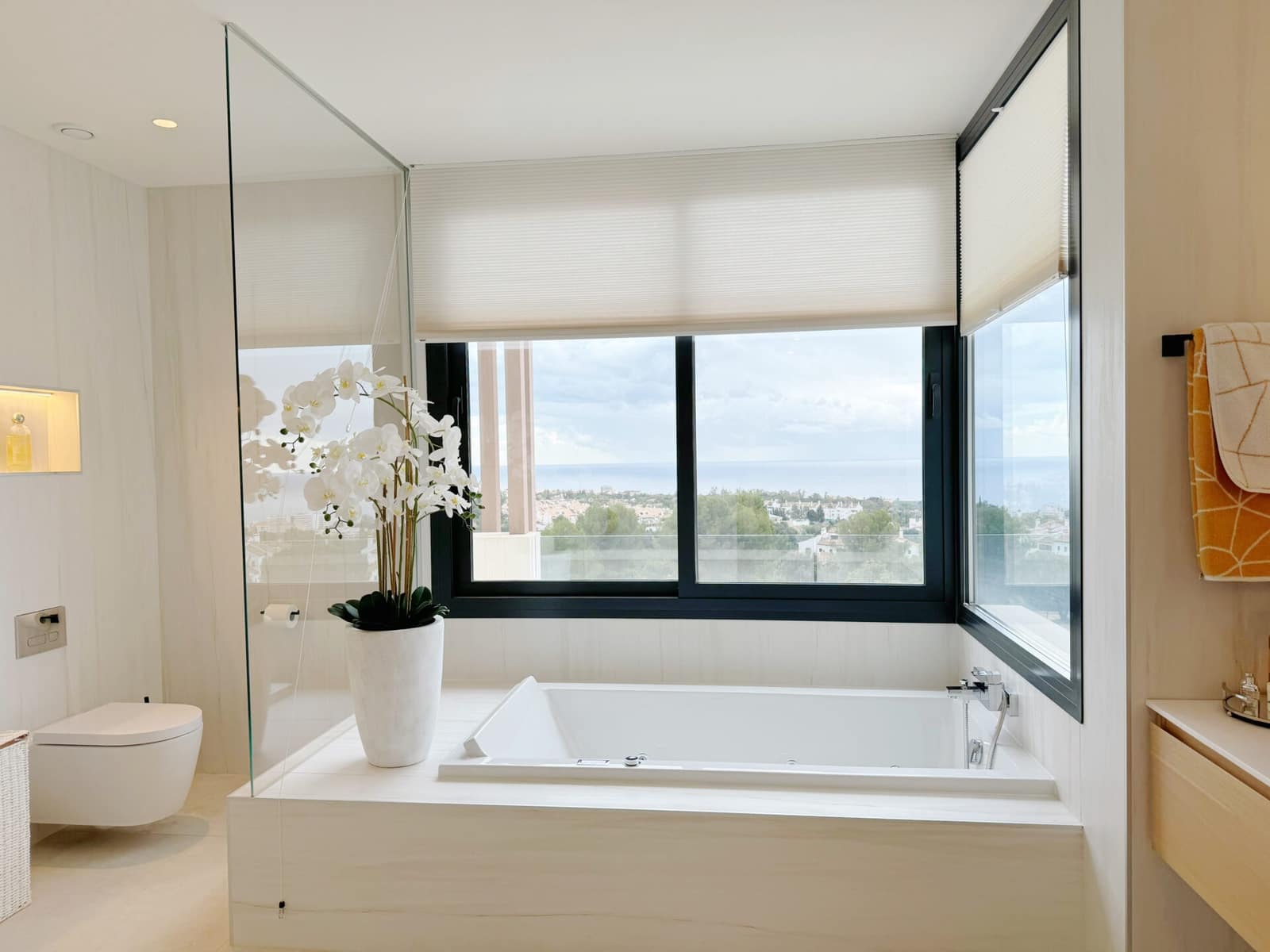 5 quarto Casa em Banda para venda em Golden Mile com piscina garagem - 3 700 000 € (Ref: 8917801)