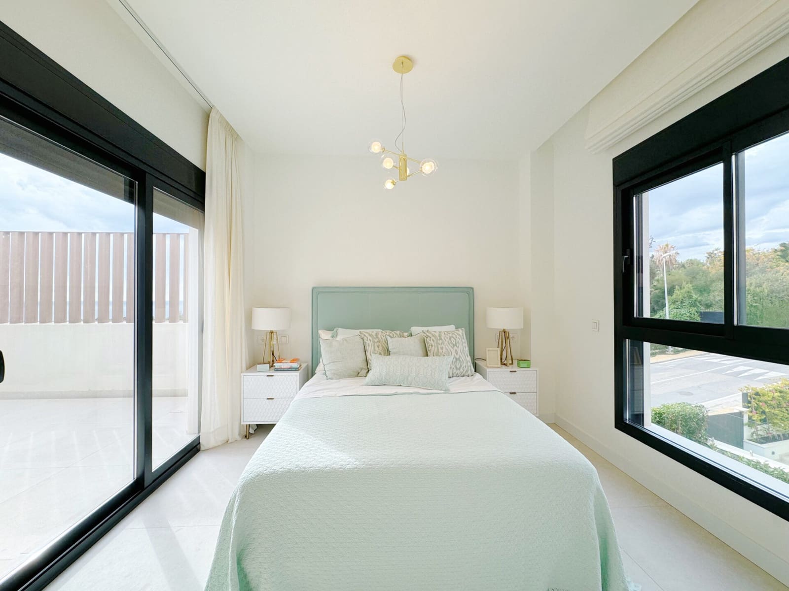 5 quarto Casa em Banda para venda em Golden Mile com piscina garagem - 3 700 000 € (Ref: 8917801)