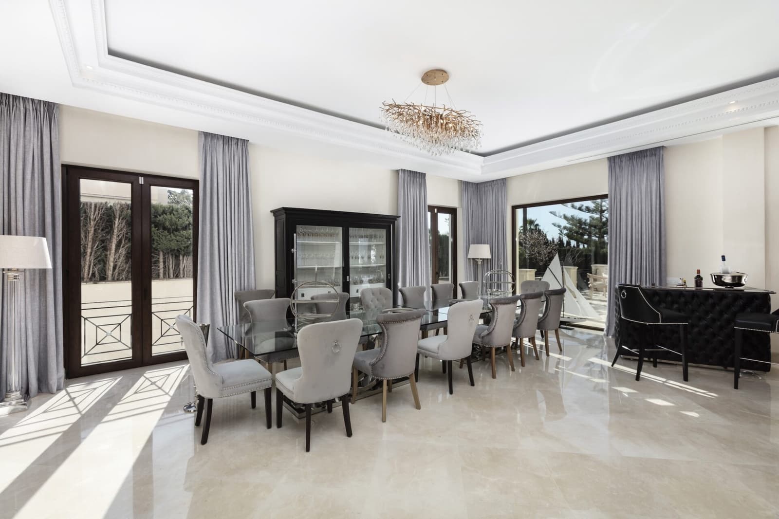 8 quarto Moradia para venda em Golden Mile com piscina garagem - 11 950 000 € (Ref: 8926206)