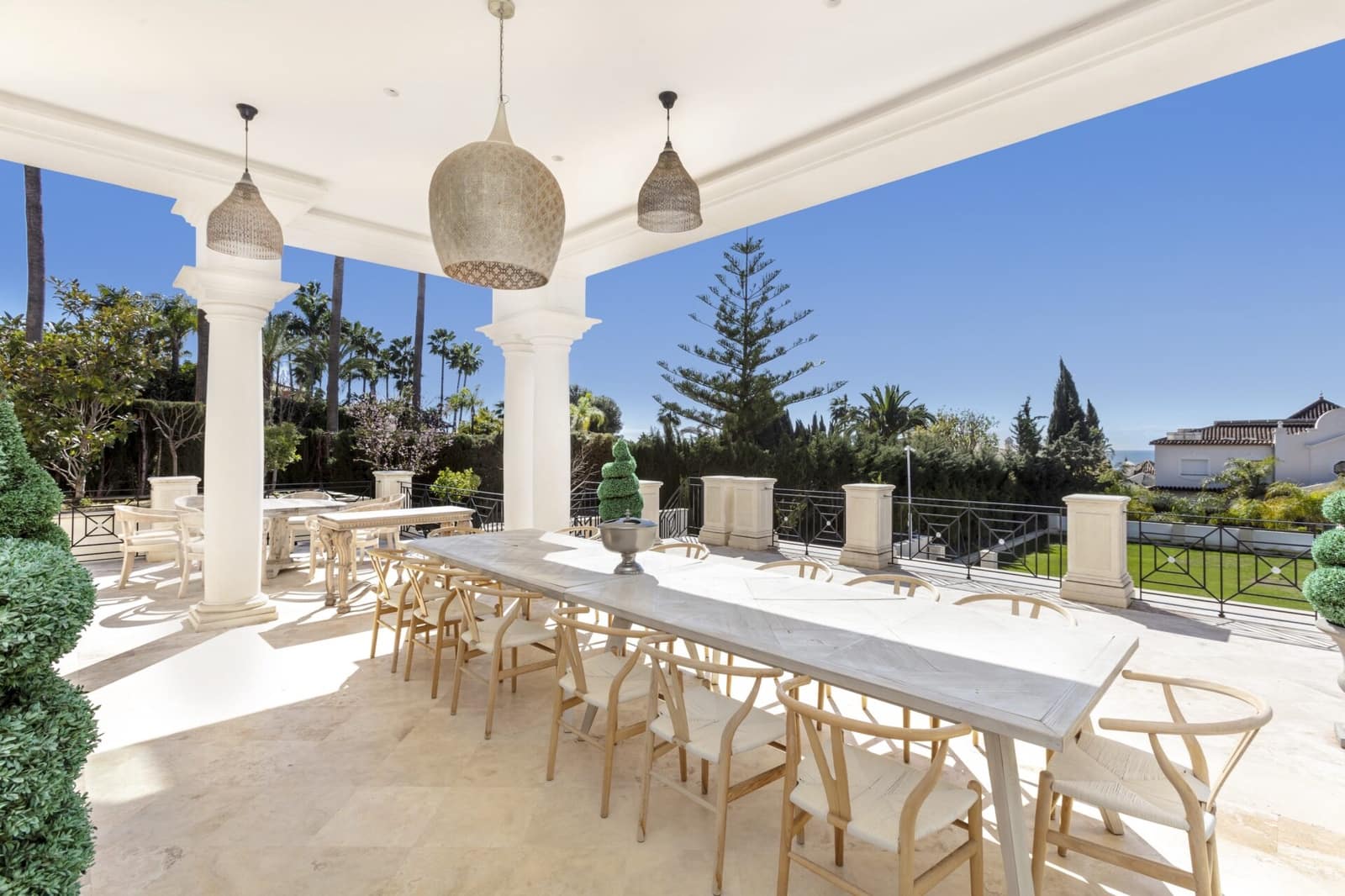 8 quarto Moradia para venda em Golden Mile com piscina garagem - 11 950 000 € (Ref: 8926206)