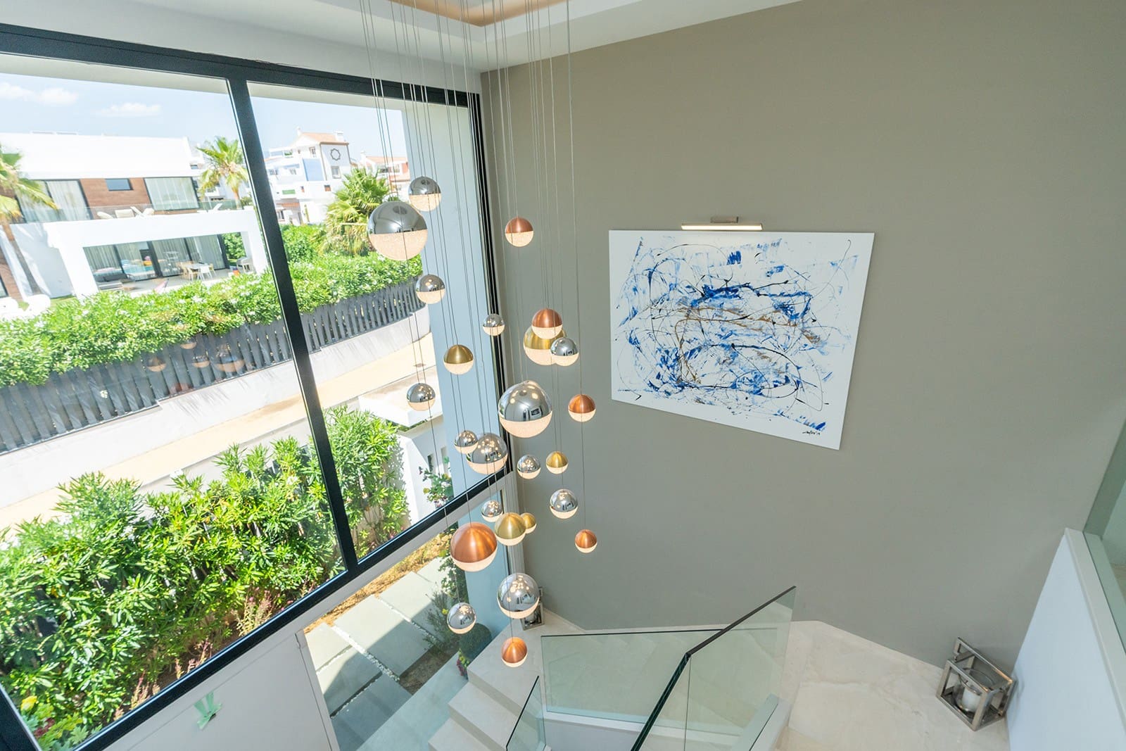 5 soverom Villa til salgs i El Paraiso med svømmebasseng garasje - € 1 995 000 (Ref: 8926209)