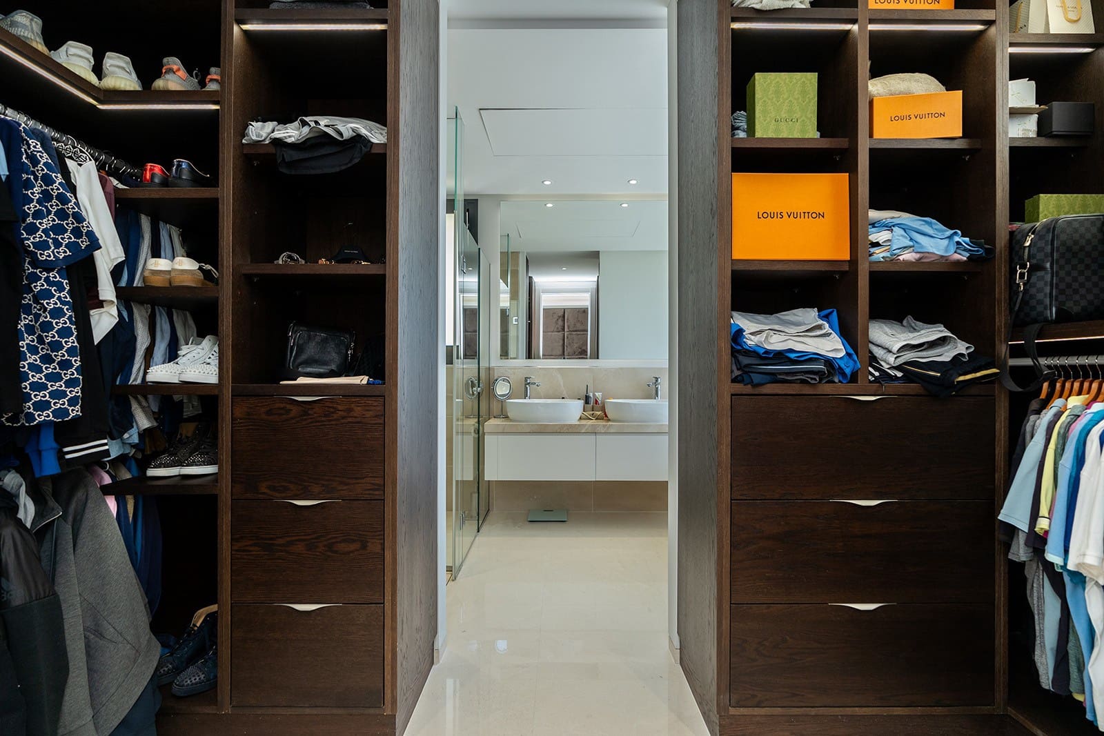 5 soverom Villa til salgs i El Paraiso med svømmebasseng garasje - € 1 995 000 (Ref: 8926209)