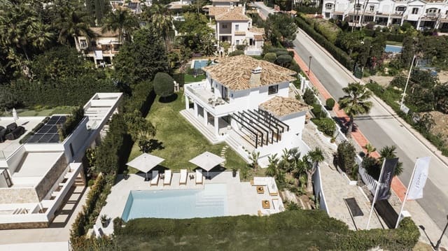 5 slaapkamer Villa te koop in Nueva Andalucia, Marbella met zwembad garage - € 3.495.000 (Ref: 8926210)