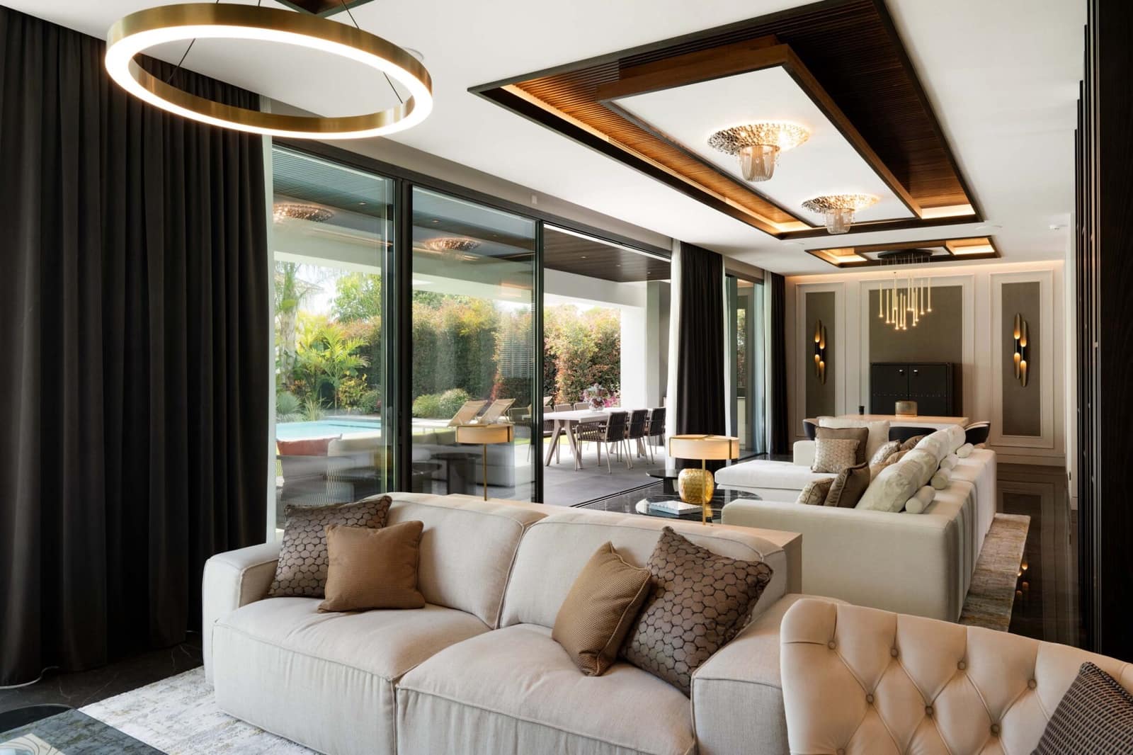 5 soverom Villa til salgs i Golden Mile med svømmebasseng garasje - € 11 900 000 (Ref: 8935041)