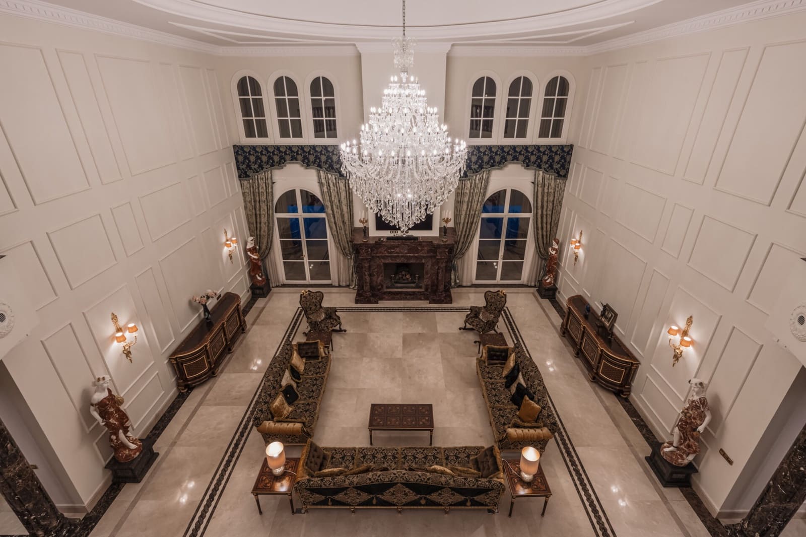 7 sypialnia Willa na sprzedaż w Golden Mile z basenem garażem - 13 000 000 € (Ref: 8937012)