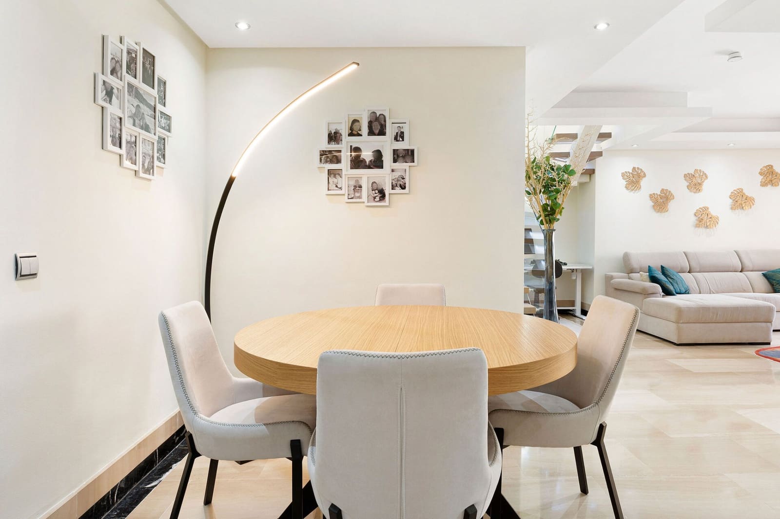 4 bedroom Penthouse for sale in Estepona with pool garage - € 1,195,000 (Ref: 8950612)