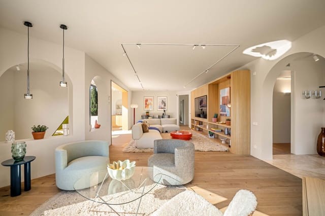 4 soveværelse Villa til salg i Nueva Andalucia, Marbella med swimmingpool - € 3.100.000 (Ref: 8950613)