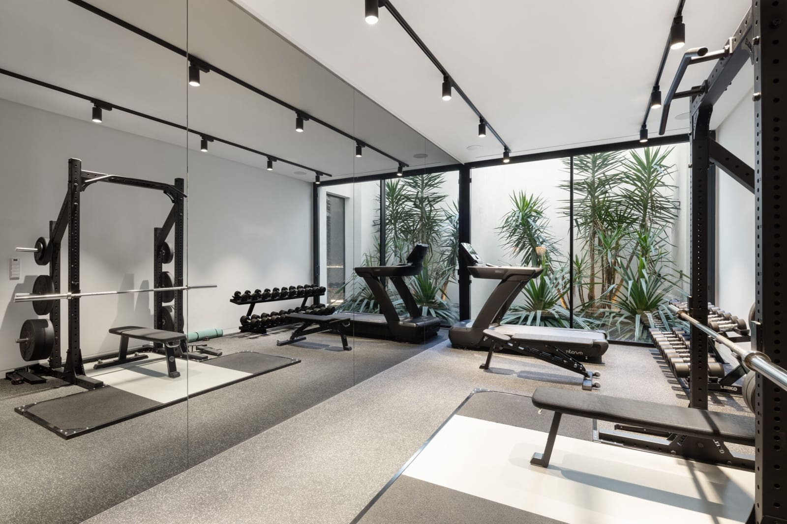 8 makuuhuone Huvila myytävänä paikassa El Madronal mukana uima-altaan 
autotalli - 11 500 000 € (Ref: 8950614)