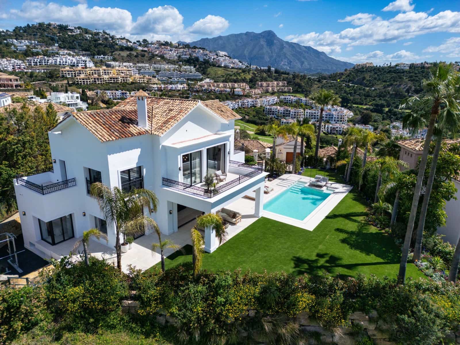 5 sovrum Villa till salu i Benahavis med pool garage - 5 495 000 € (Ref: 8954168)