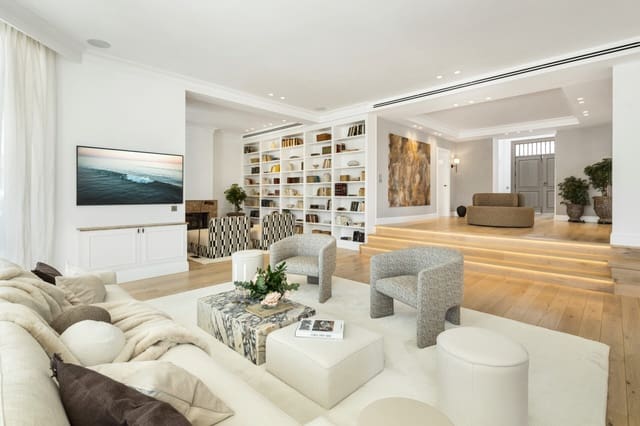 5 sovrum Villa till salu i Nueva Andalucia, Marbella med garage - 8 595 000 € (Ref: 8961476)