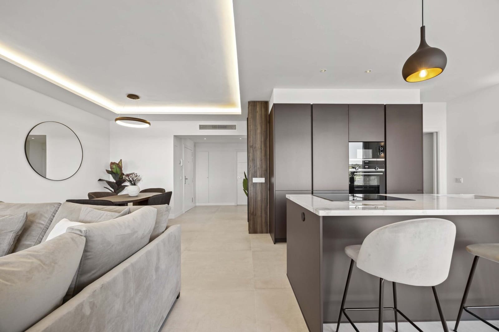 3 bedroom Apartment for sale in La Quinta - € 890,000 (Ref: 8972045)