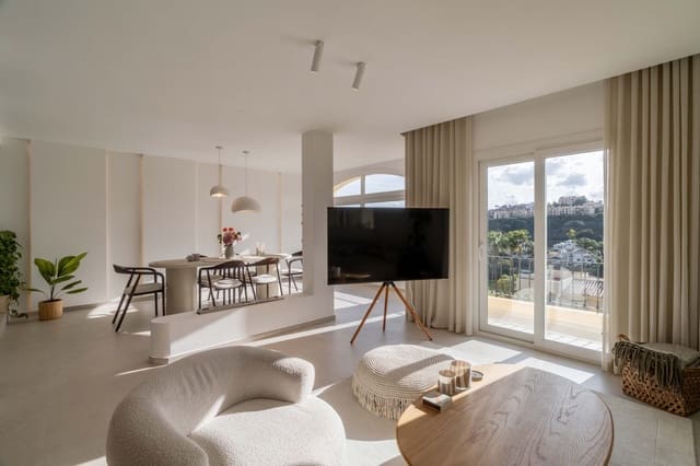 3 soverom Penthouse til salgs i La Quinta, Benahavís med svømmebasseng - € 1 150 000 (Ref: 8979014)