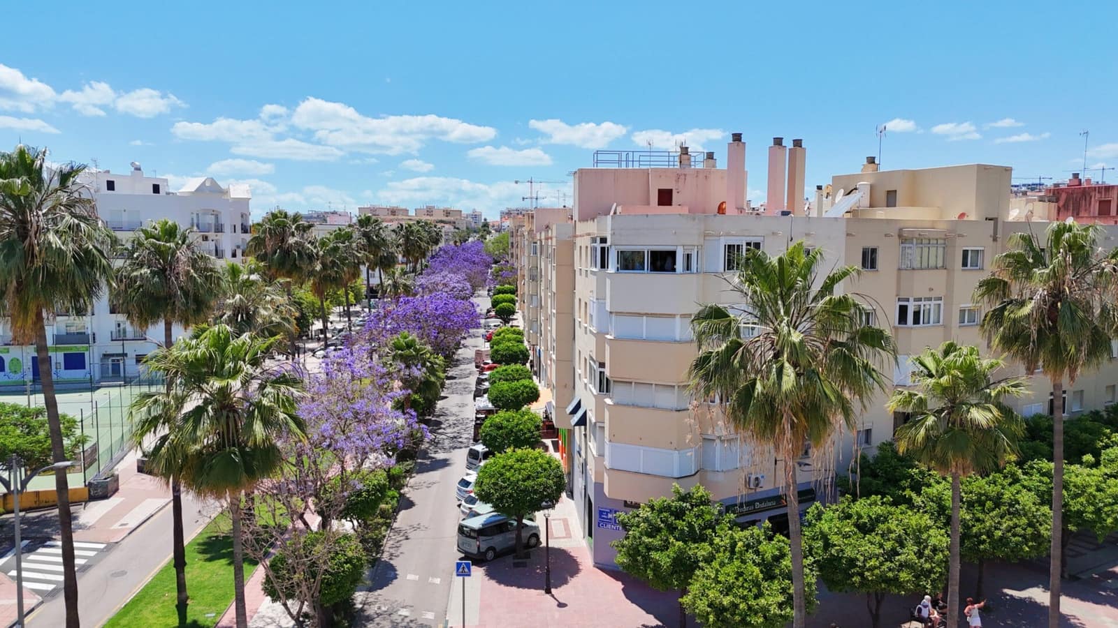 3 bedroom Apartment for sale in Estepona - € 415,000 (Ref: 8985775)
