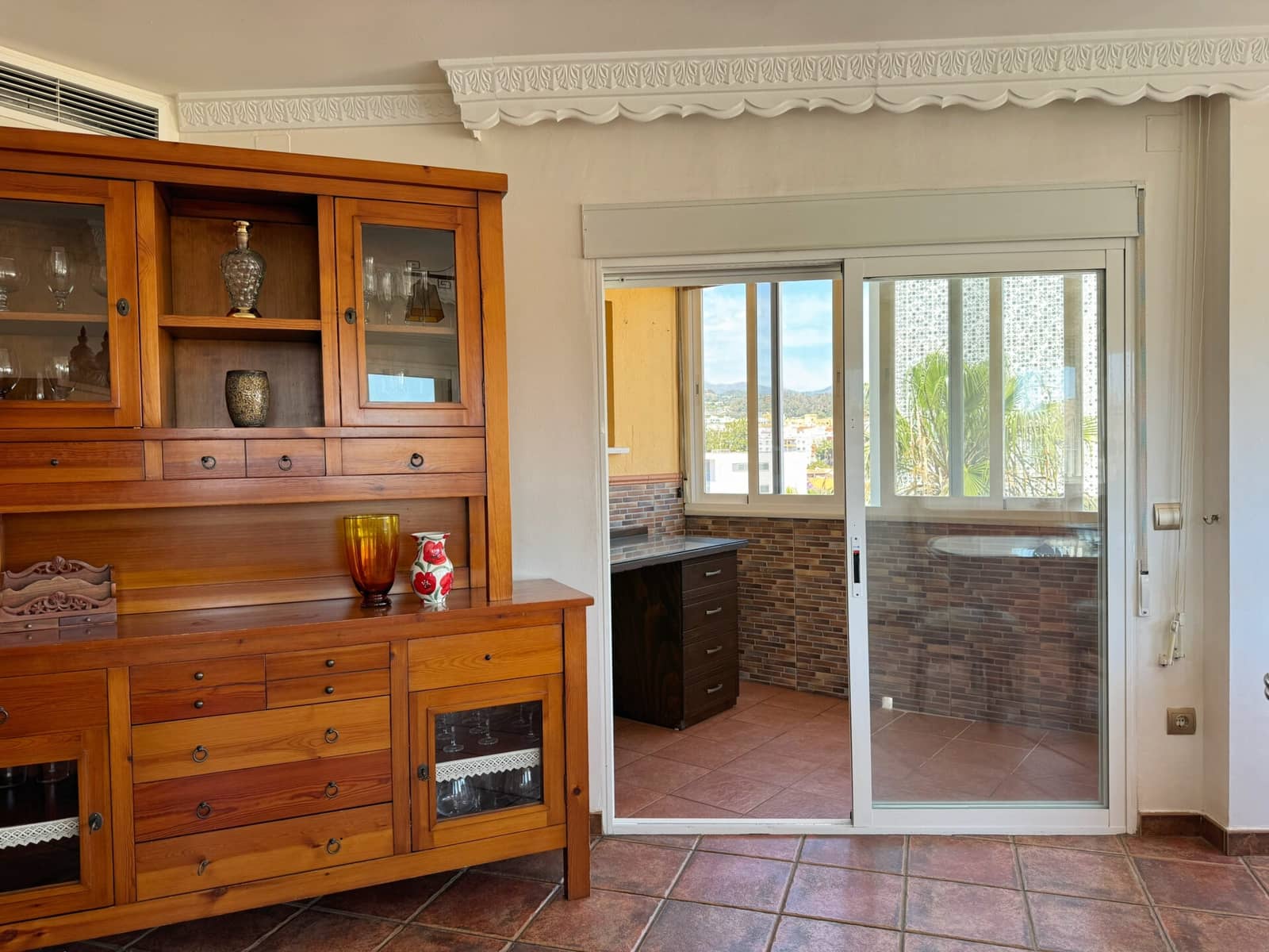 3 bedroom Apartment for sale in Estepona - € 415,000 (Ref: 8985775)