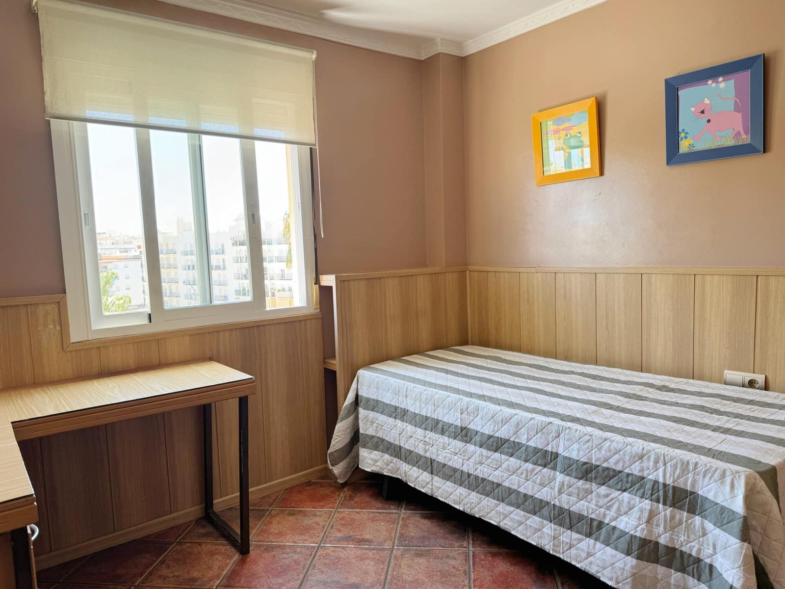 3 bedroom Apartment for sale in Estepona - € 415,000 (Ref: 8985775)