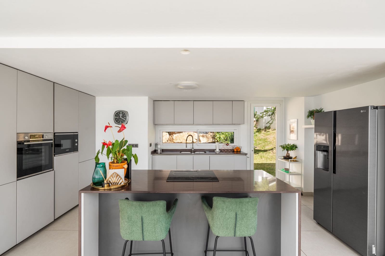 4 soveværelse Villa til salg i Mijas Costa med swimmingpool - € 1.450.000 (Ref: 9003257)