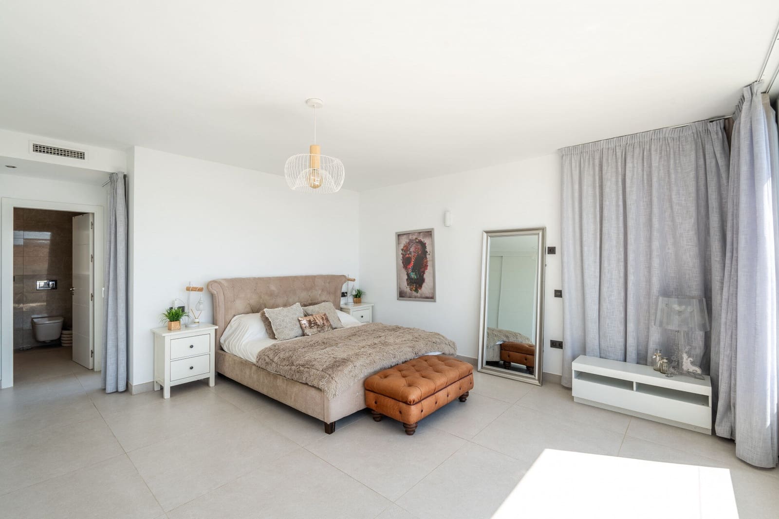 4 soveværelse Villa til salg i Mijas Costa med swimmingpool - € 1.450.000 (Ref: 9003257)