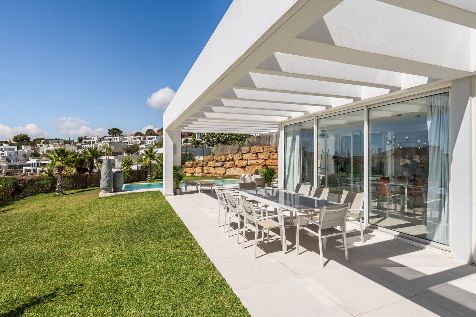 4 soveværelse Villa til salg i Mijas Costa med swimmingpool - € 1.450.000 (Ref: 9003257)
