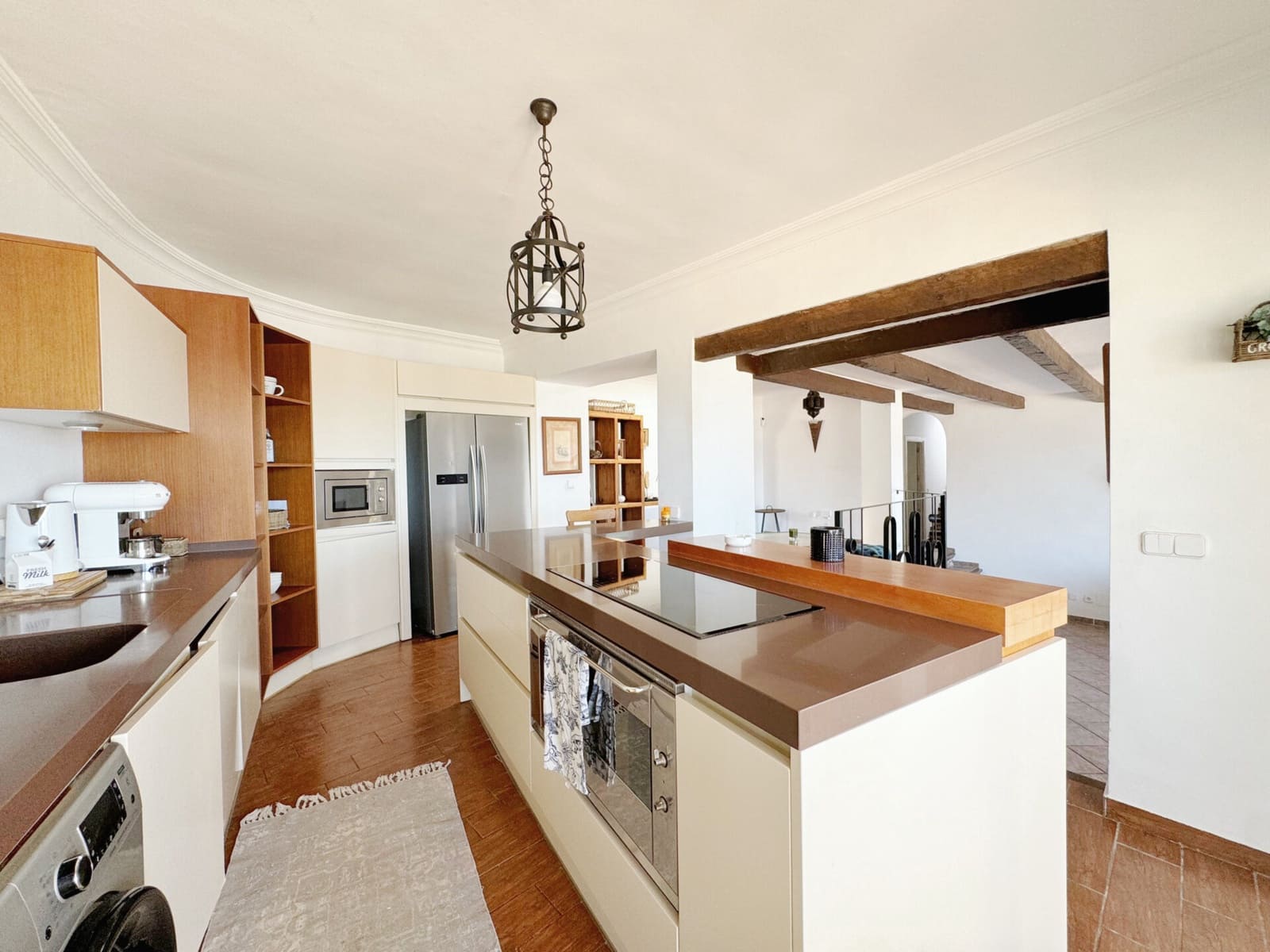 3 soveværelse Villa til salg i Manilva med swimmingpool - € 2.995.000 (Ref: 9003258)