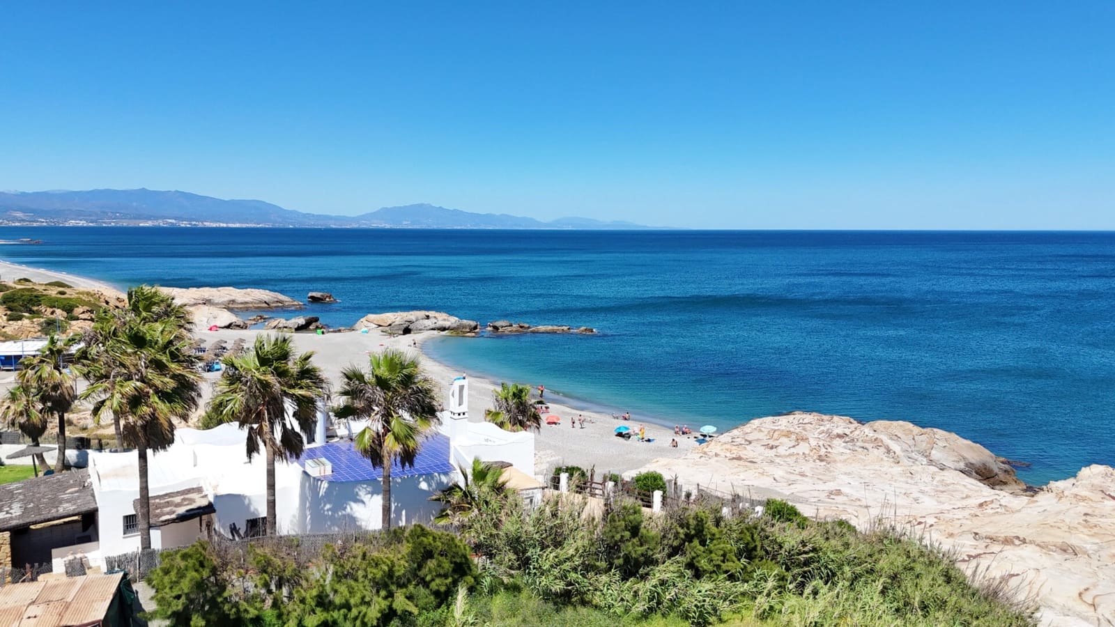 3 soveværelse Villa til salg i Manilva med swimmingpool - € 2.995.000 (Ref: 9003258)