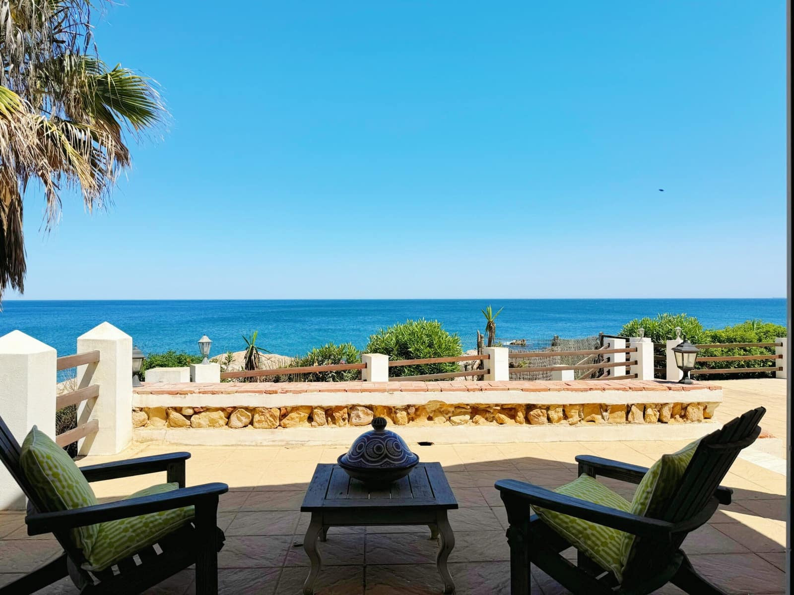 3 soveværelse Villa til salg i Manilva med swimmingpool - € 2.995.000 (Ref: 9003258)