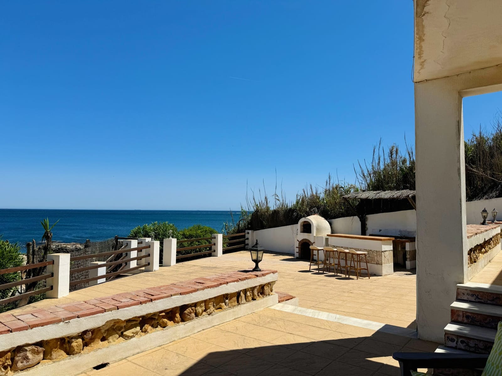 3 soveværelse Villa til salg i Manilva med swimmingpool - € 2.995.000 (Ref: 9003258)