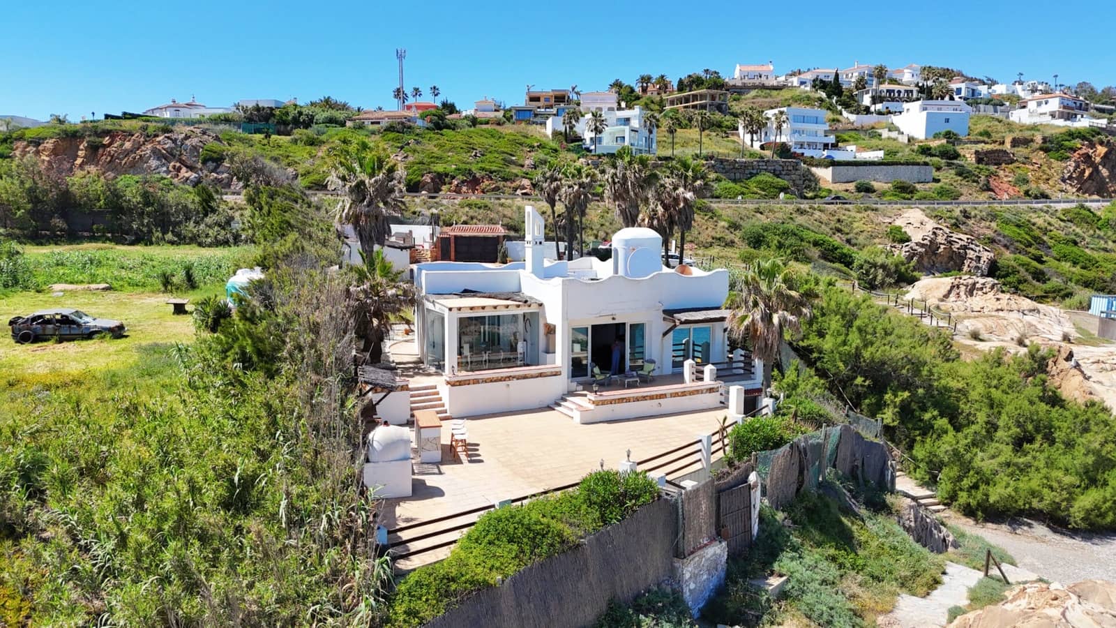 3 soveværelse Villa til salg i Manilva med swimmingpool - € 2.995.000 (Ref: 9003258)