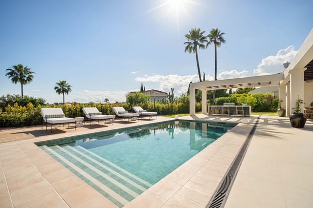 4 soveværelse Villa til salg i Nueva Andalucia, Marbella med swimmingpool - € 4.350.000 (Ref: 9007223)