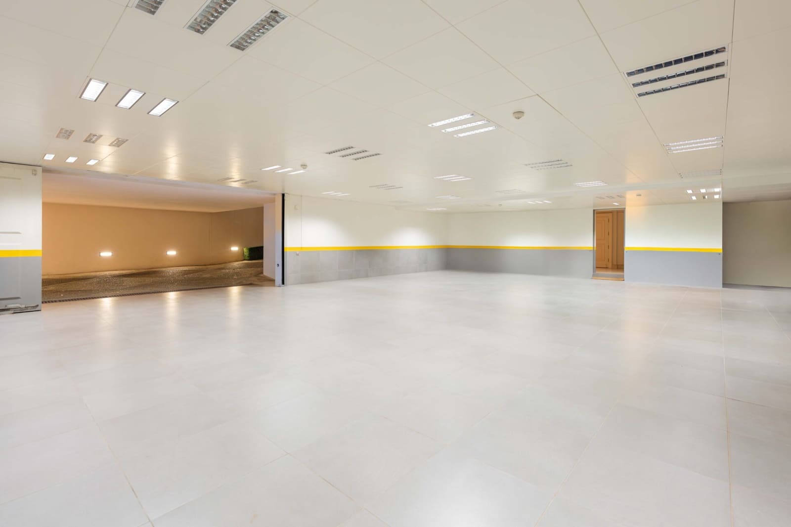 7 soverom Villa til salgs i Los Monteros med svømmebasseng garasje - € 10 955 000 (Ref: 9012144)