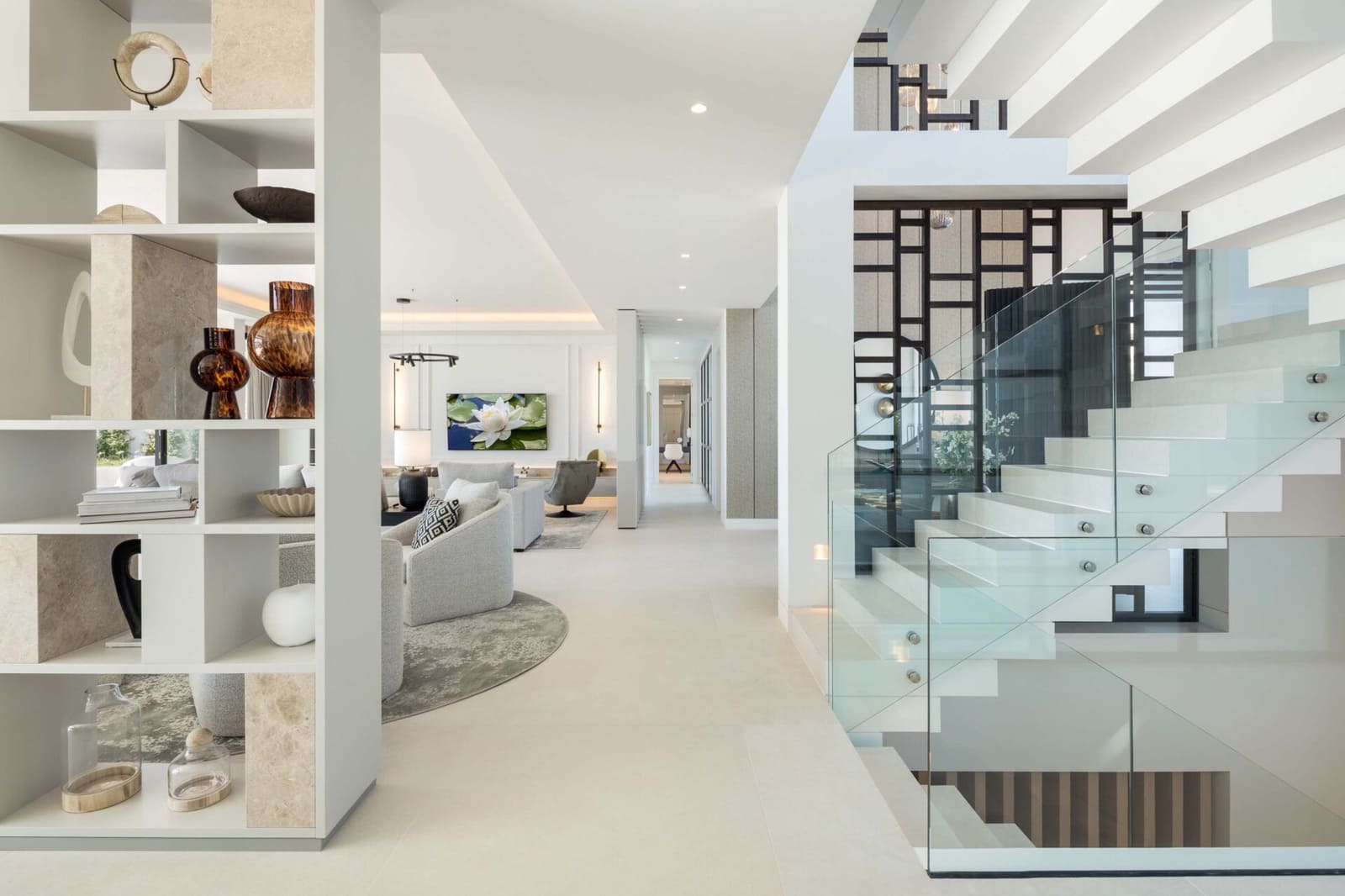 7 soverom Villa til salgs i Monte Halcones med svømmebasseng garasje - € 9 600 000 (Ref: 9017161)