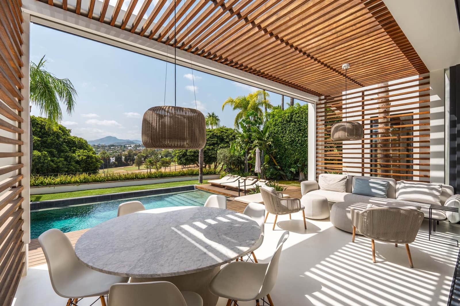 5 quarto Moradia para venda em Nueva Andalucia com piscina - 5 895 000 € (Ref: 9034326)