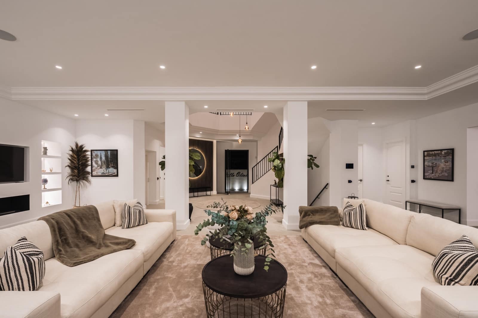 6 makuuhuone Huvila myytävänä paikassa Los Flamingos mukana uima-altaan 
autotalli - 6 995 000 € (Ref: 9042104)